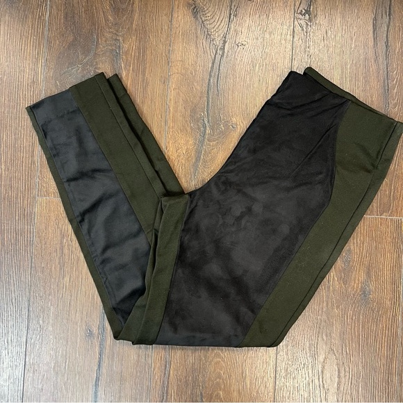 Kelly by Clinton Kelly Pet Pull-On Ponte Pants with Faux Suede SZ SP - Picture 1 of 6